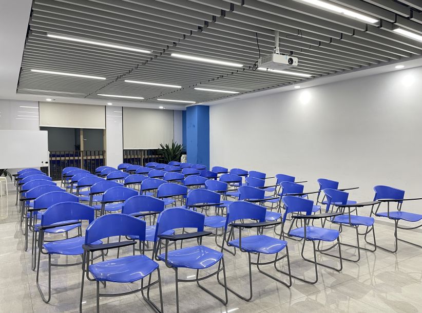 �����ٶ���ѵ��